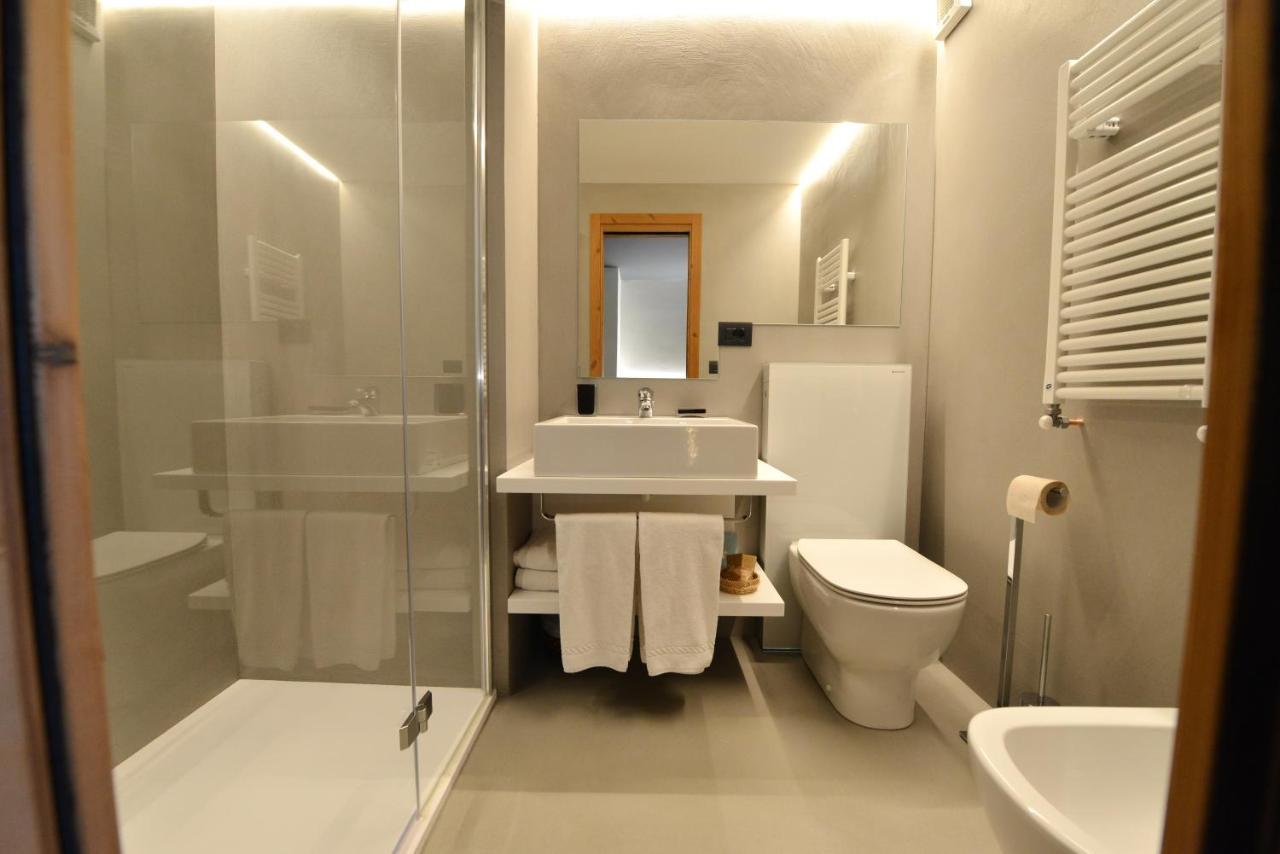 La Madonnina Del Gran Paradiso Wellness Hotel Конье Экстерьер фото