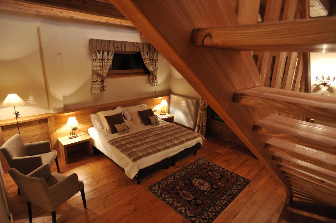 La Madonnina Del Gran Paradiso Wellness Hotel Конье Экстерьер фото