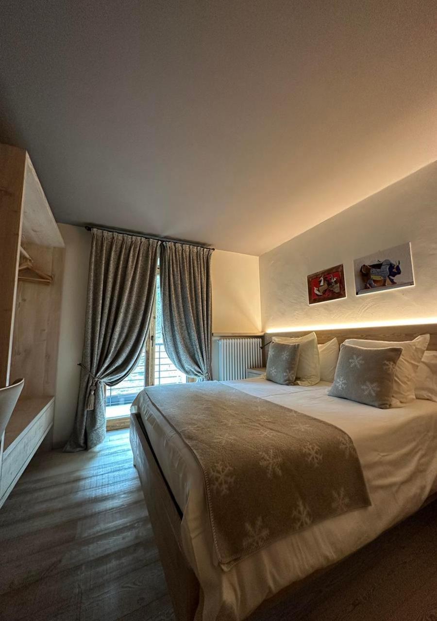La Madonnina Del Gran Paradiso Wellness Hotel Конье Экстерьер фото