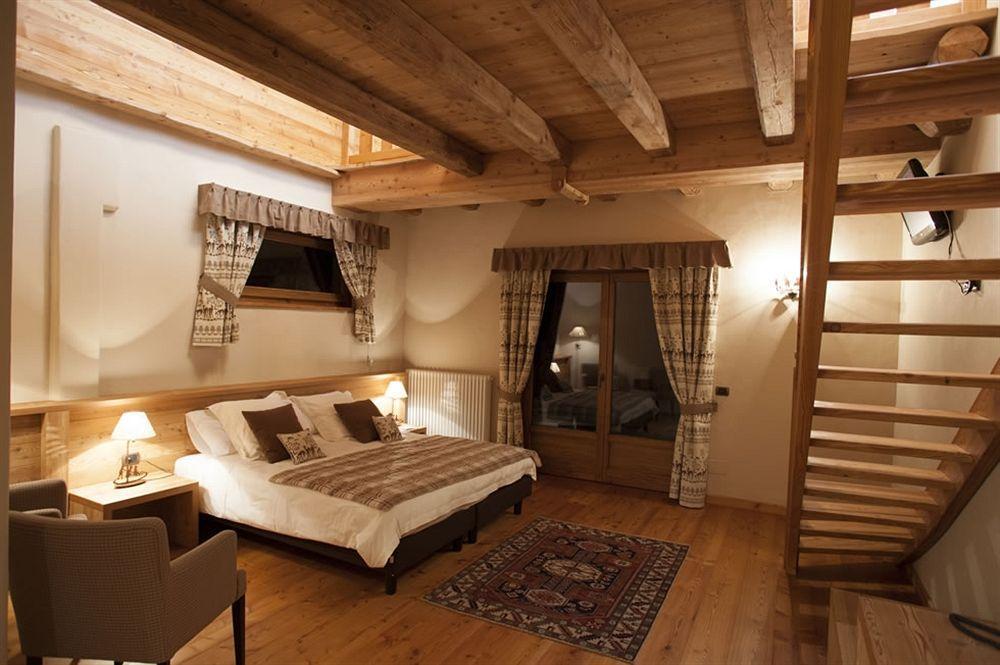 La Madonnina Del Gran Paradiso Wellness Hotel Конье Экстерьер фото
